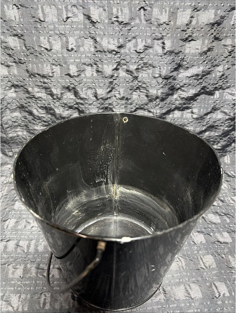 6”Tall 7”Wide Halloween Skull Tin Bucket Pail